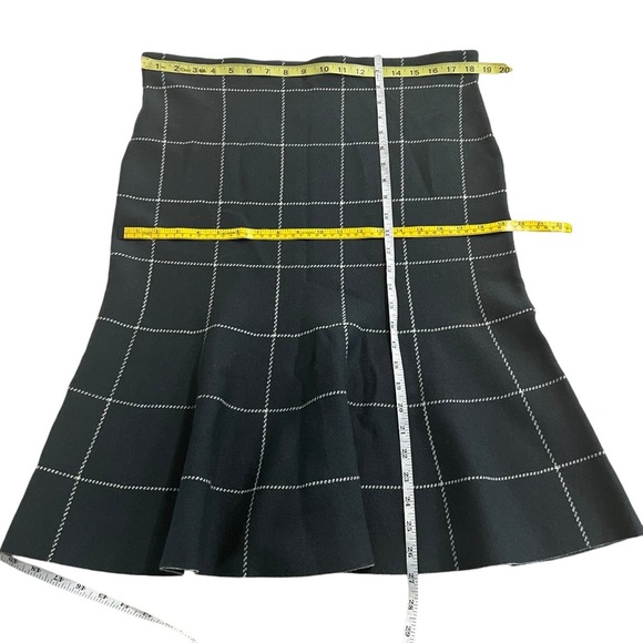 Ann Taylor Dark Gray Check Acrylic Wool Nylon Classic Fall Skirt Size Large NWT - Picture 3 of 12